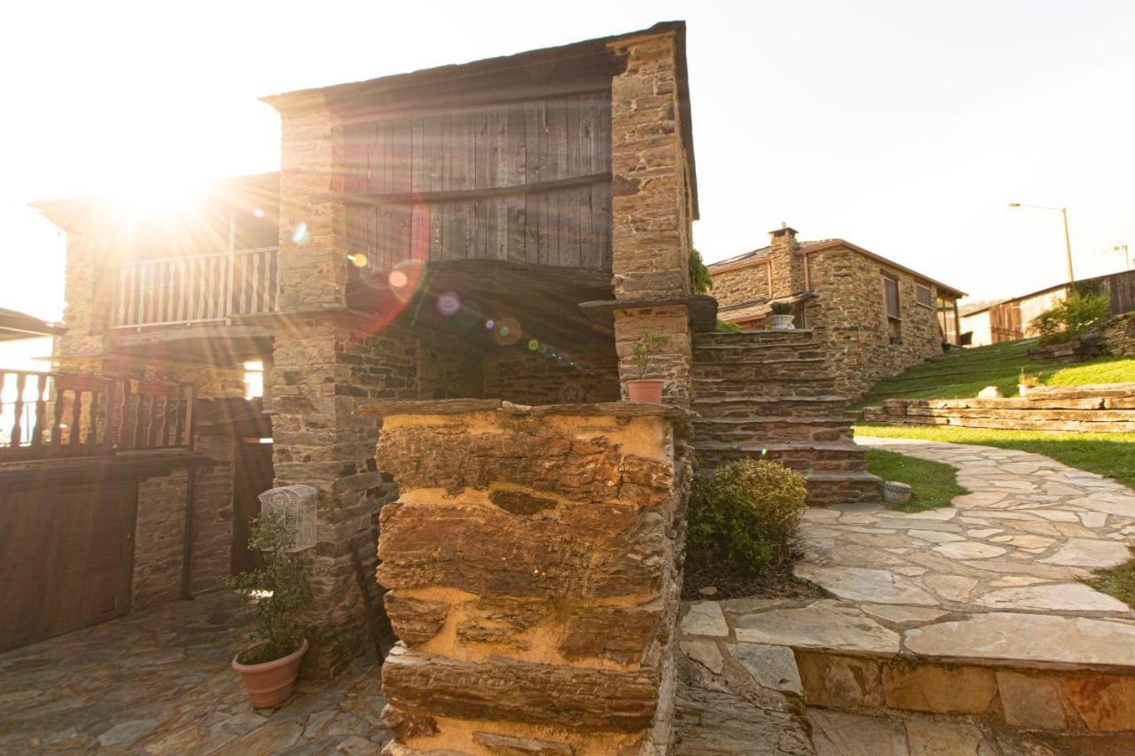 Complejo Rural Lar De Vies Guest House A Pontenova Exterior foto