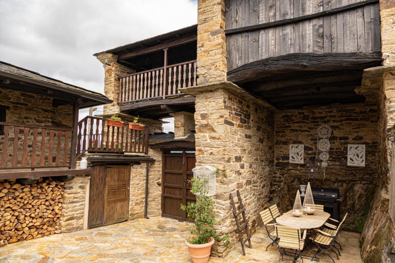 Complejo Rural Lar De Vies Guest House A Pontenova Exterior foto