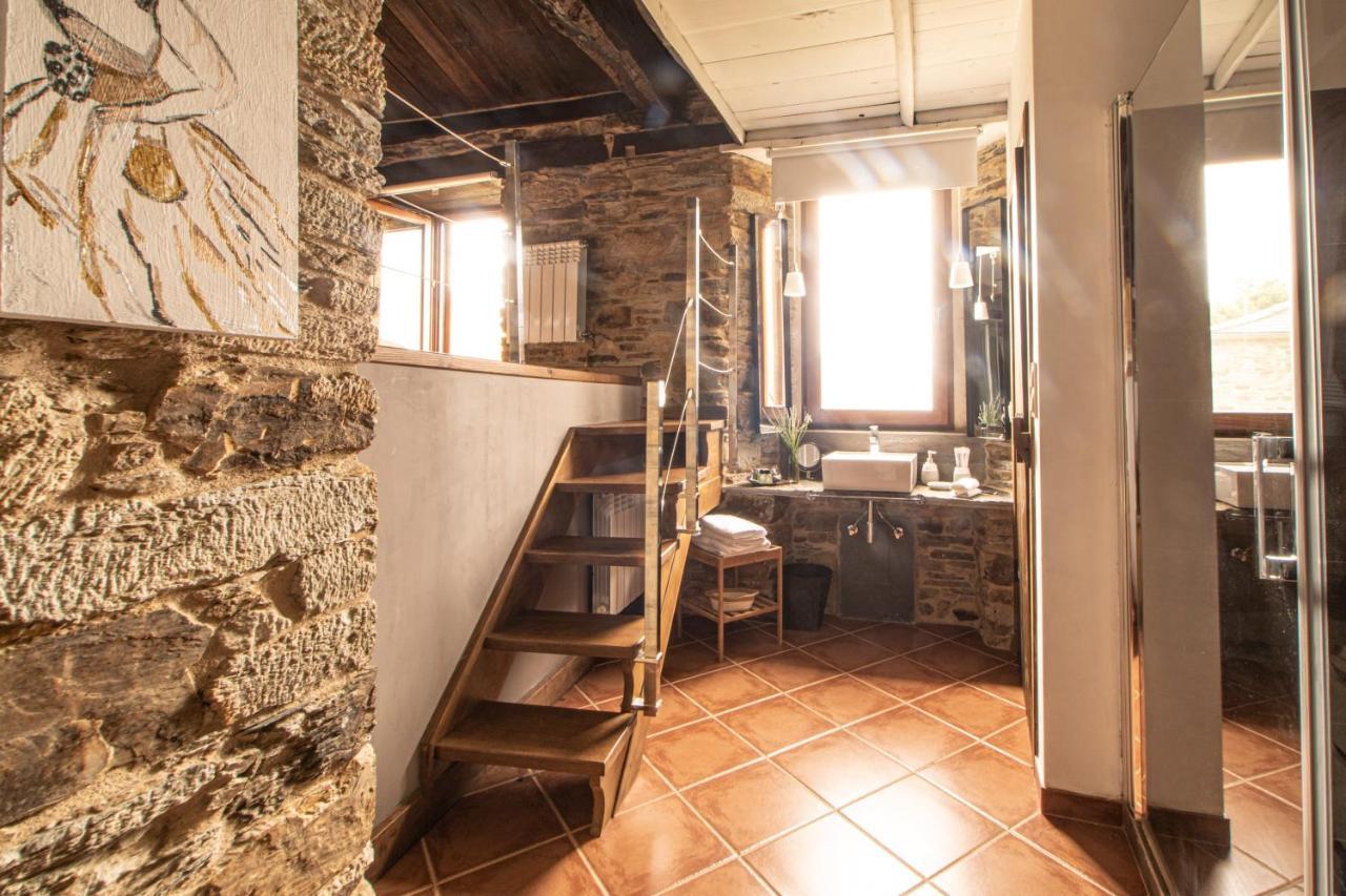 Complejo Rural Lar De Vies Guest House A Pontenova Exterior foto