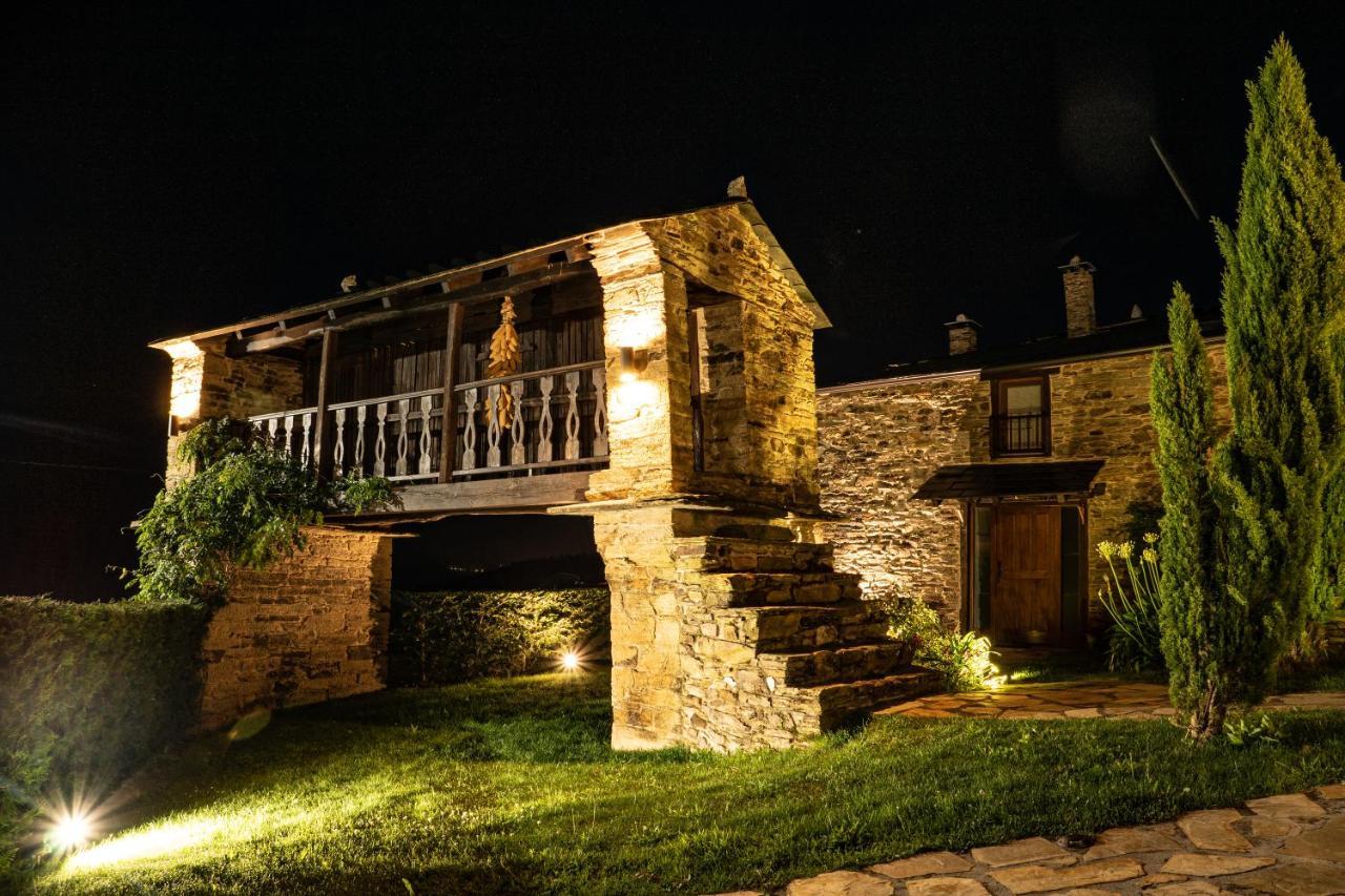 Complejo Rural Lar De Vies Guest House A Pontenova Exterior foto