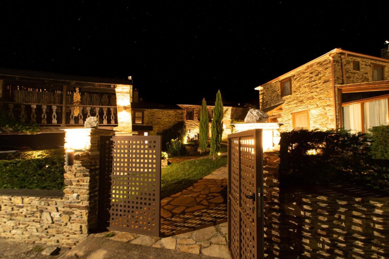 Complejo Rural Lar De Vies Guest House A Pontenova Exterior foto